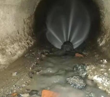 马尔康市政管道清淤